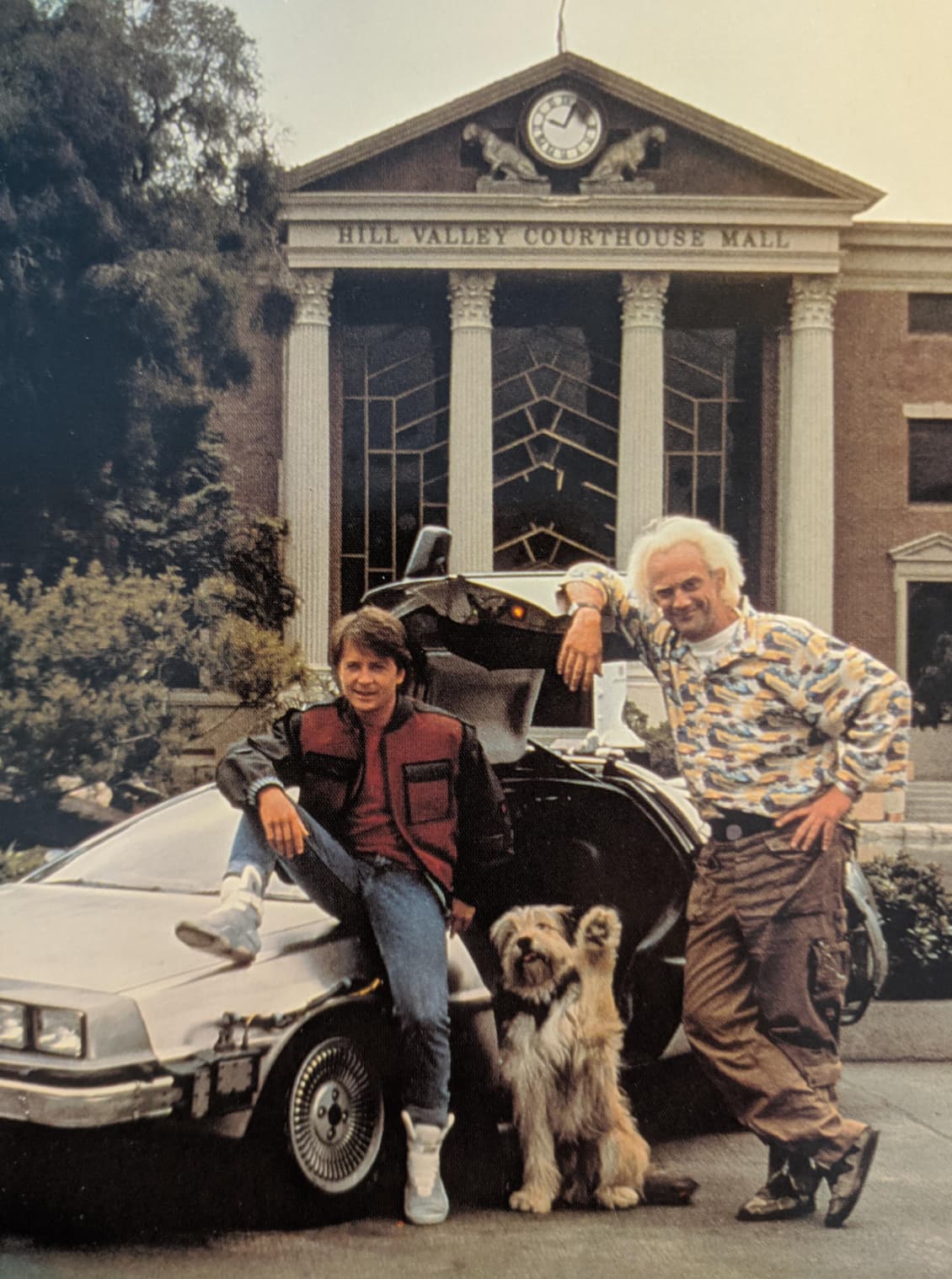 back to the future autographs - Hill Valley Courthouse Mall